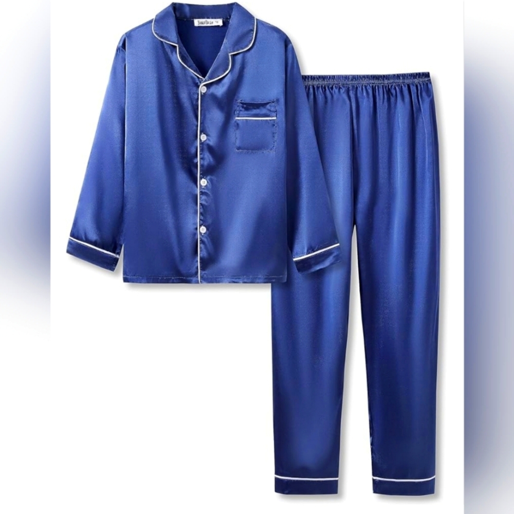 Free With Purchase NWT Navy Blue Pajama Set (16)